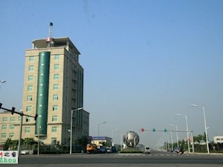 图片：霸州市益津路环保局红绿灯道口