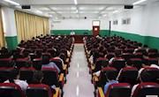 市长刘志亮走进二中上思想政治理论课