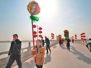 河北霸州：花会闹胜芳