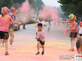 霸州市开展“欢乐彩虹跑”活动