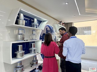 “廊洽会”外商采购团到我市小家电、清洁用品企业考察