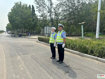 市公安局交通警察大队开展东市区交通秩序整治行动