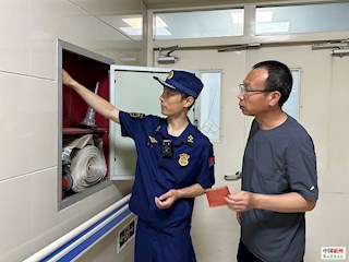 市消防救援大队开展安全检查“雷霆行动”