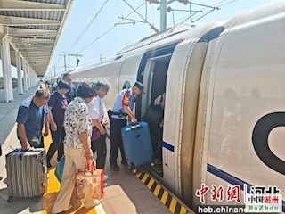 霸州铁警：多措并举全力筑牢暑运安全防线